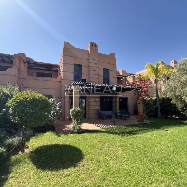 Belle villa 3 chambres front de golf route Ourika