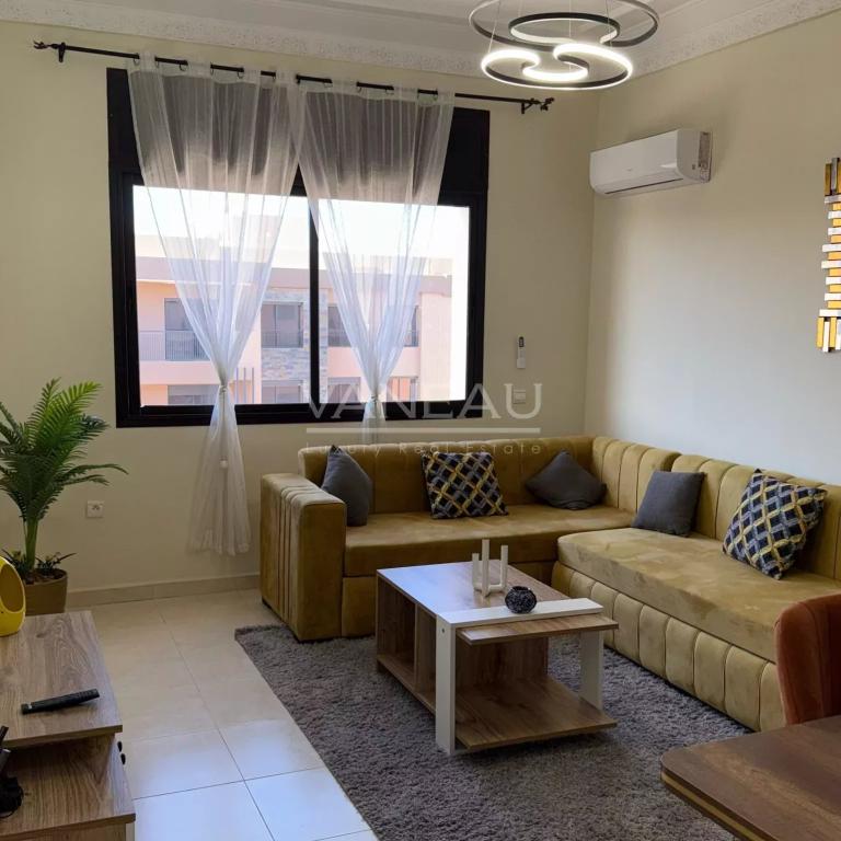 **À Louer : Appartement Meublé de 90 m² avec Terrasse – Idéaleme