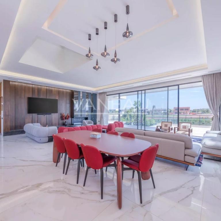 Villa au coeur d'un prestigieux golf