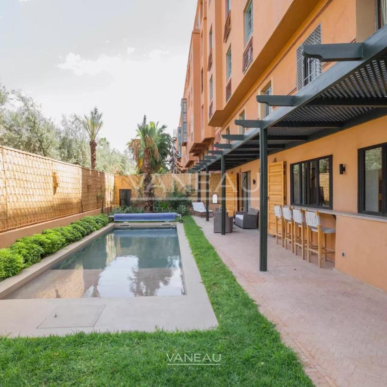 Appartement rdc avec avec piscine privée au coeur de l'Hivernage