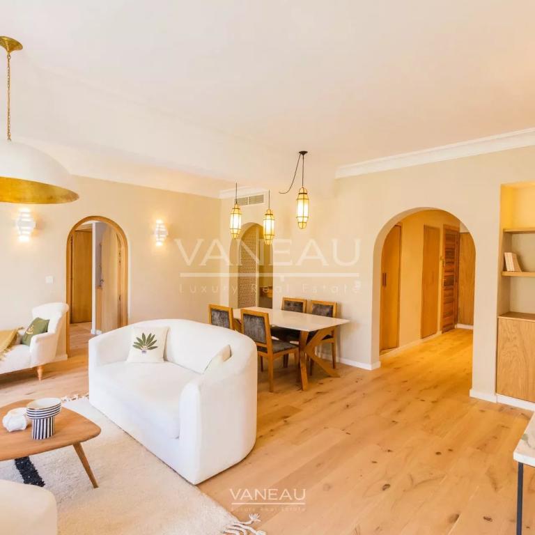 Appartement rdc avec avec piscine privée au coeur de l'Hivernage