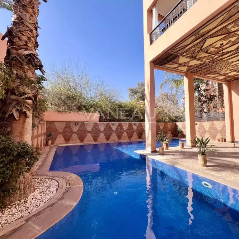 Rez-de-chaussée duplex en plein coeur de l'Hivernage