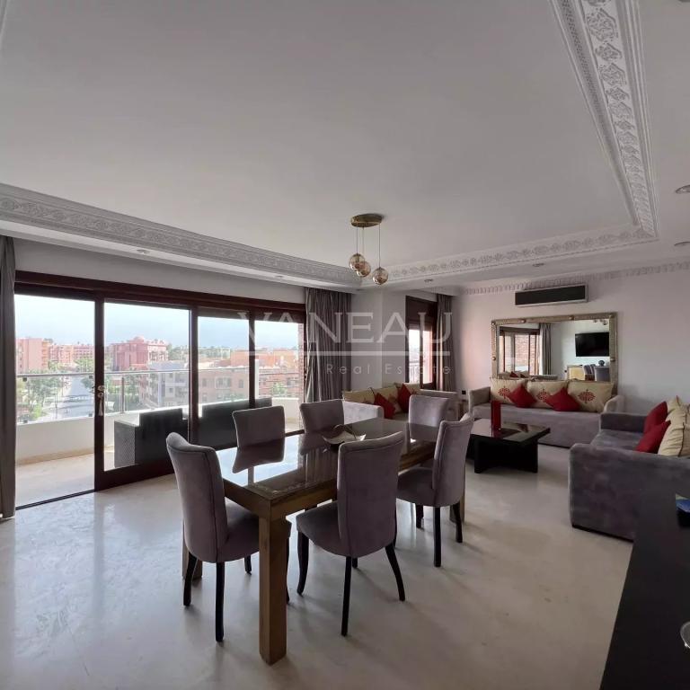 Appartement dernier étage 3 chambres Hivernage