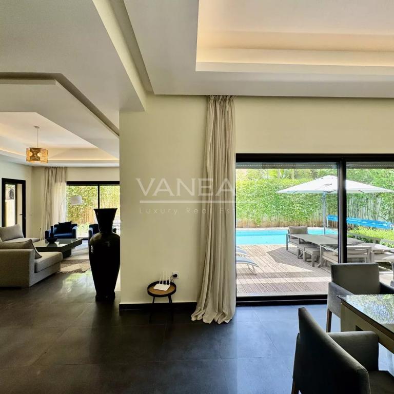 Villa à Louer Sur Golf- Amelkis