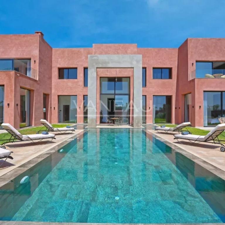 Magnifique villa contemporaine front de golf