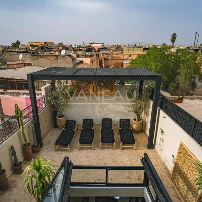 Riad trois chambres avec bassin et vue Koutoubia