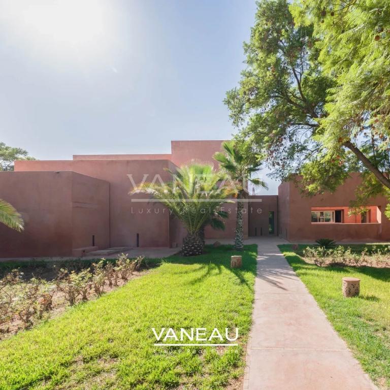 Propriété à vendre route de Fes avec VNA