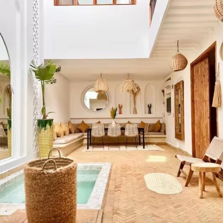 Jolie riad de 4 chambres à la Kasbah