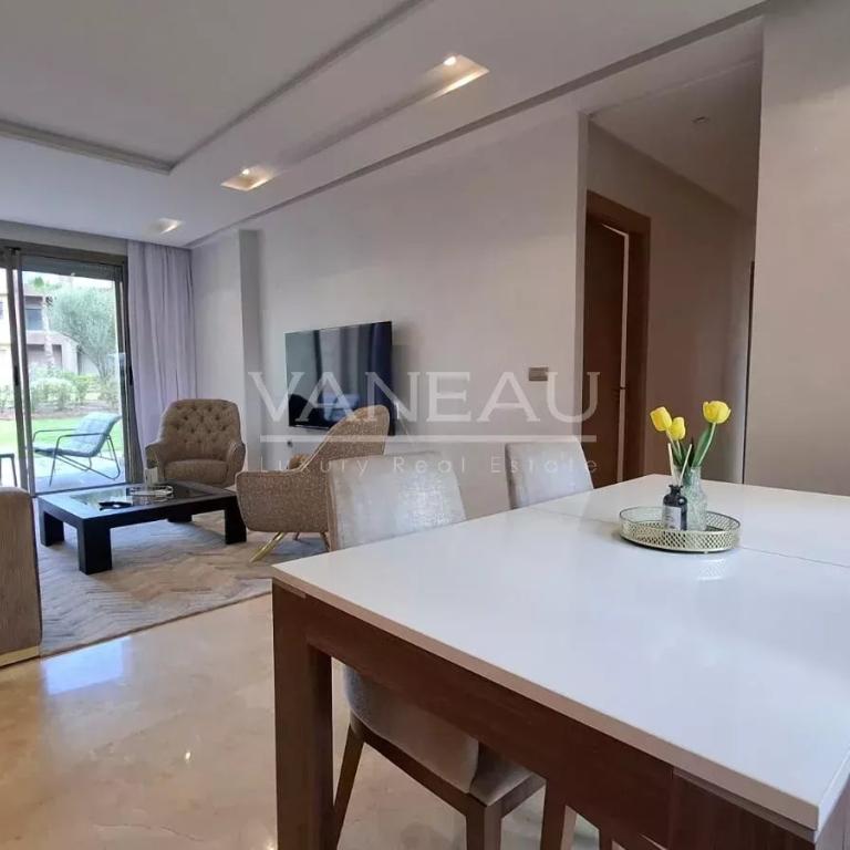 Bel appartment 3 chambres en rez-de-jardin.