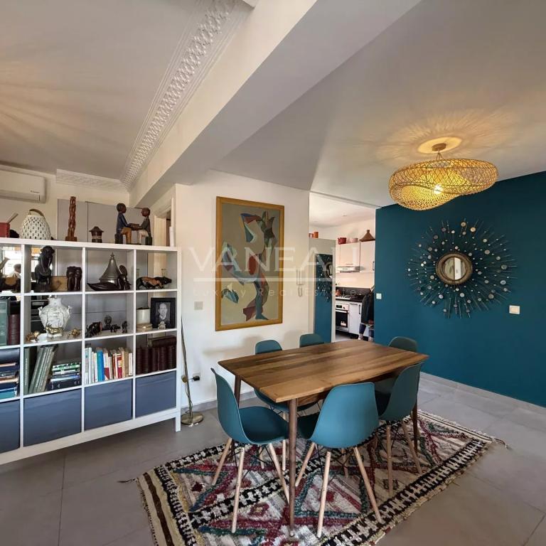 APPARTEMENT 2 CHAMBRES 5 ème étage