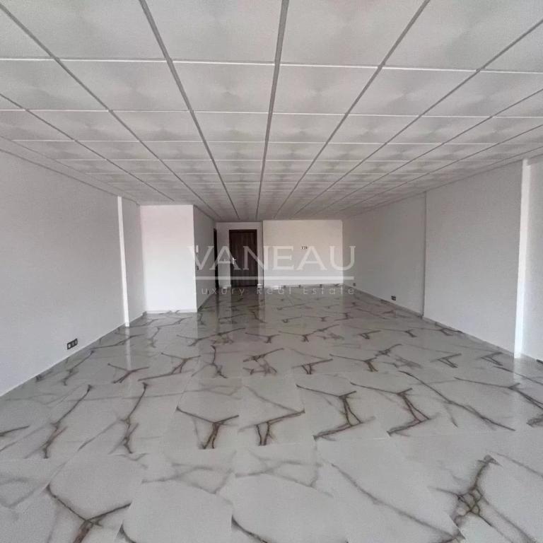 ****Bureau à louer Centre Gueliz ****