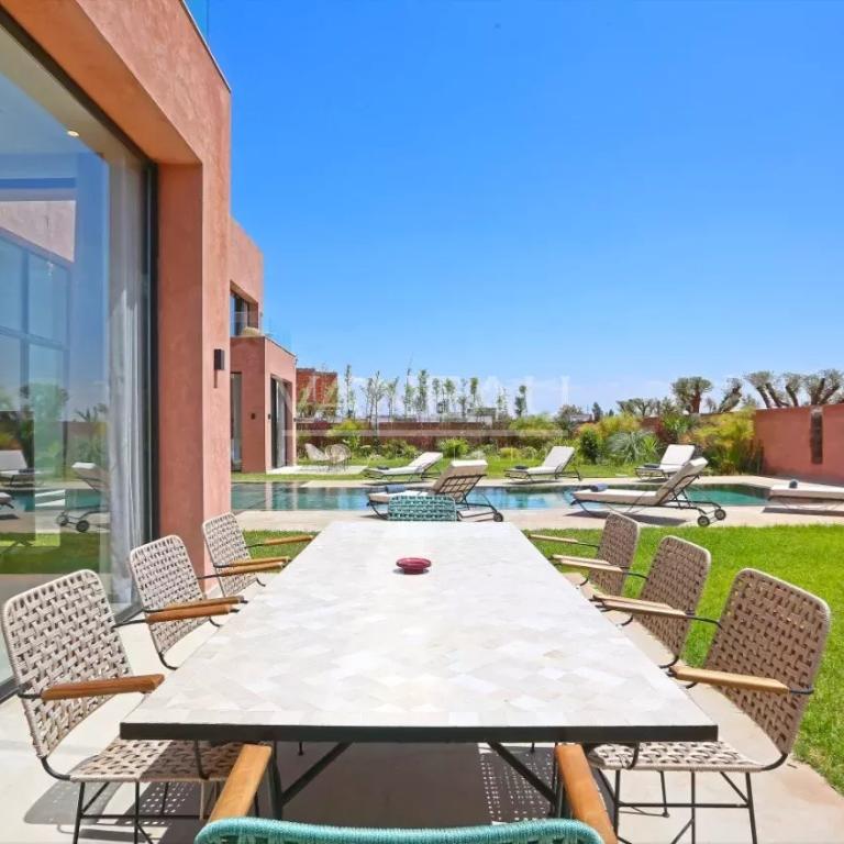 Magnifique villa contemporaine front de golf