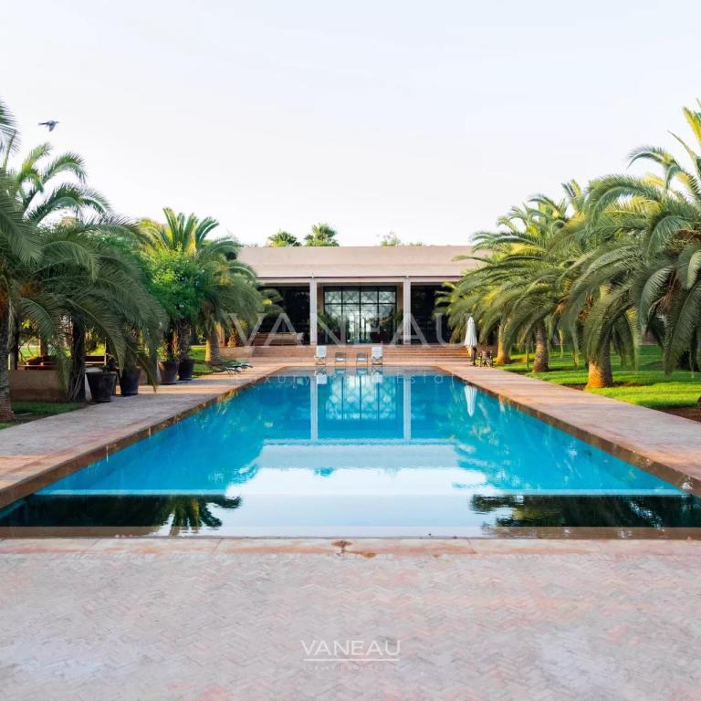 SUPERBE PROPRIÉTÉ À VENDRE AU COEUR D'UN GOLF DE PRÉSTIGE À MARR