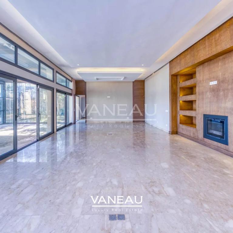 Grande villa en premiere ligne de golf à Almaaden