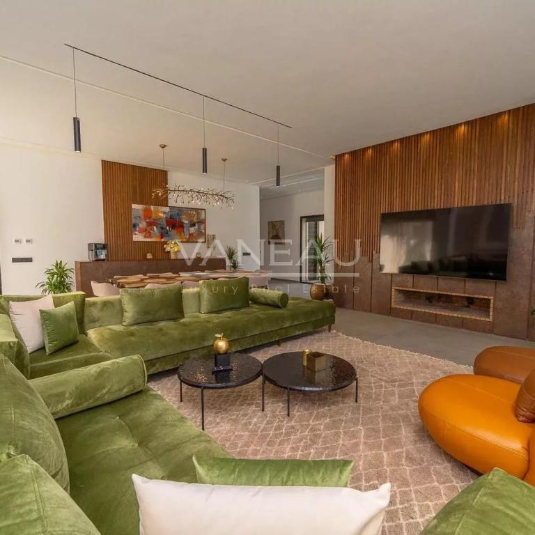 Grande villa 8 chambres route de Ourzazate