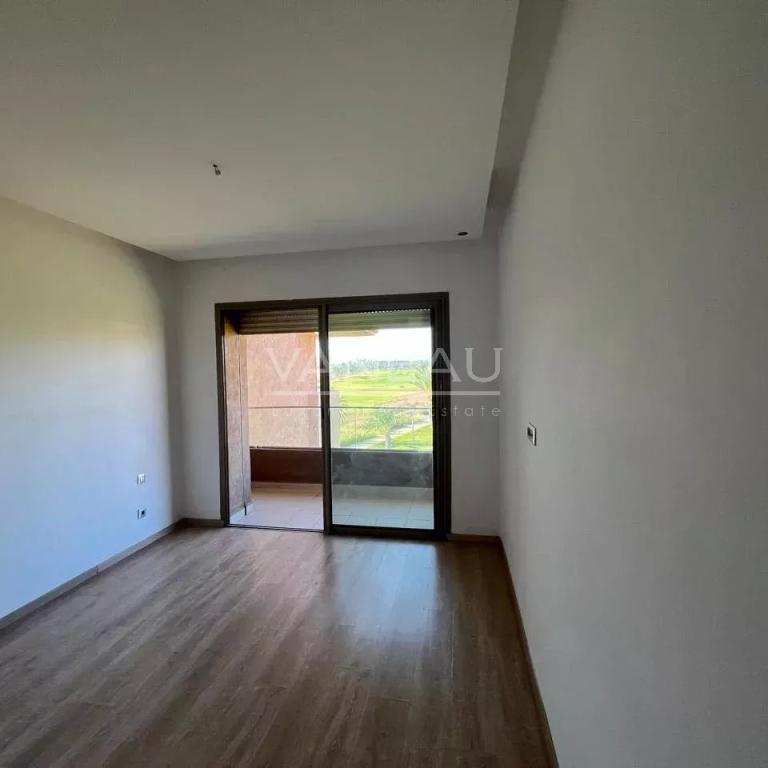 ****3 pièces location longue durée Prestigia***