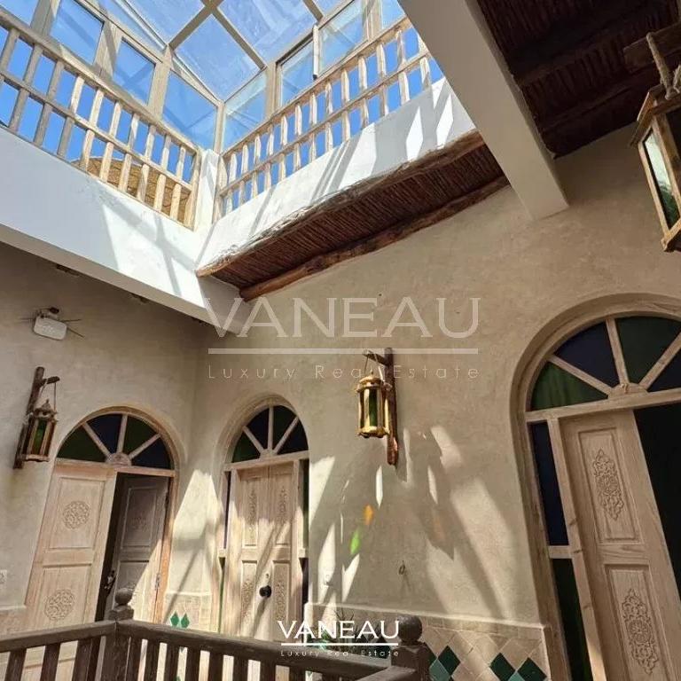 Riad rénové prêt à être exploité à vendre - Emplacement N°1 Médi