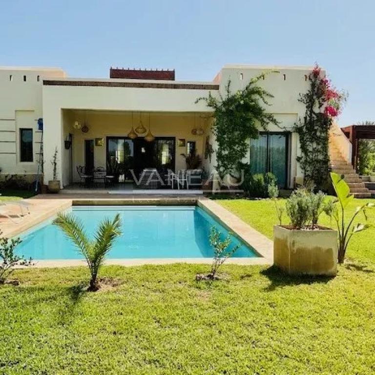 Charmante villa trois chambres route de Fés