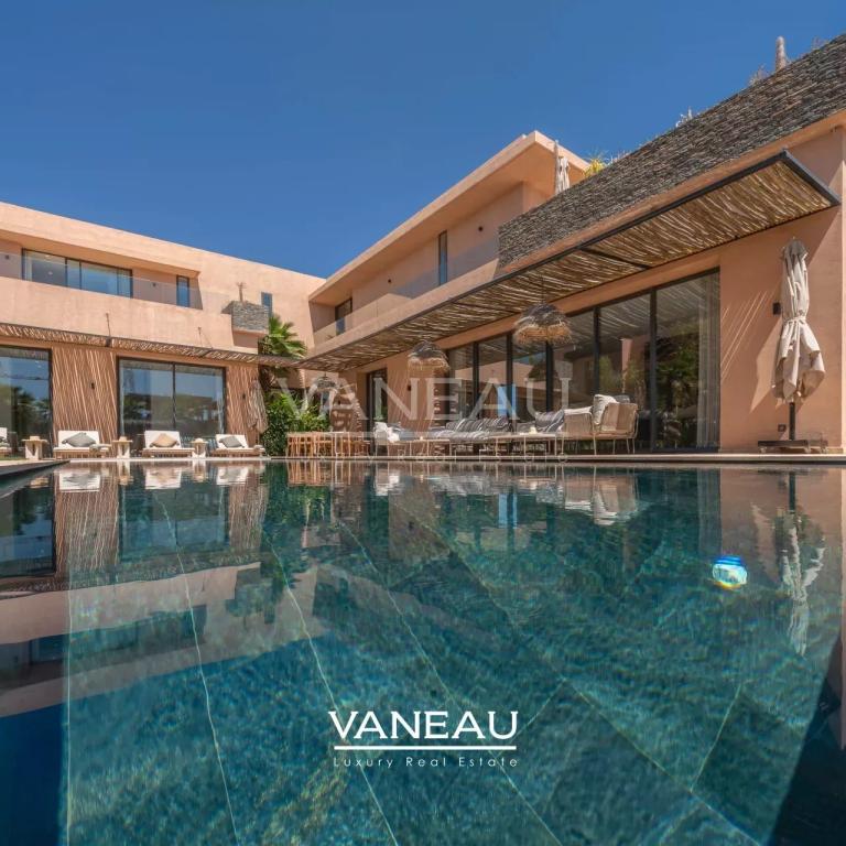 Villa de Luxe avec 6 Suites sur le Golf d'Amelkis