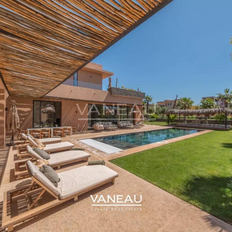 Villa de Luxe avec 6 Suites sur le Golf d'Amelkis