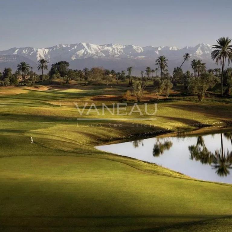 Terrain Front de Golf Amelkis