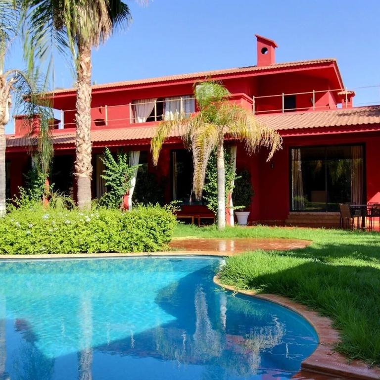 Villa Contemporaine à vendre proche du centre ville de Marrakech