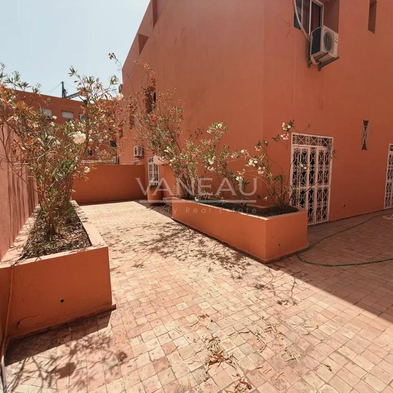 A vendre – Lot de deux appartements avec terrasses | Idéal investisseur – Guéliz, Marrakech