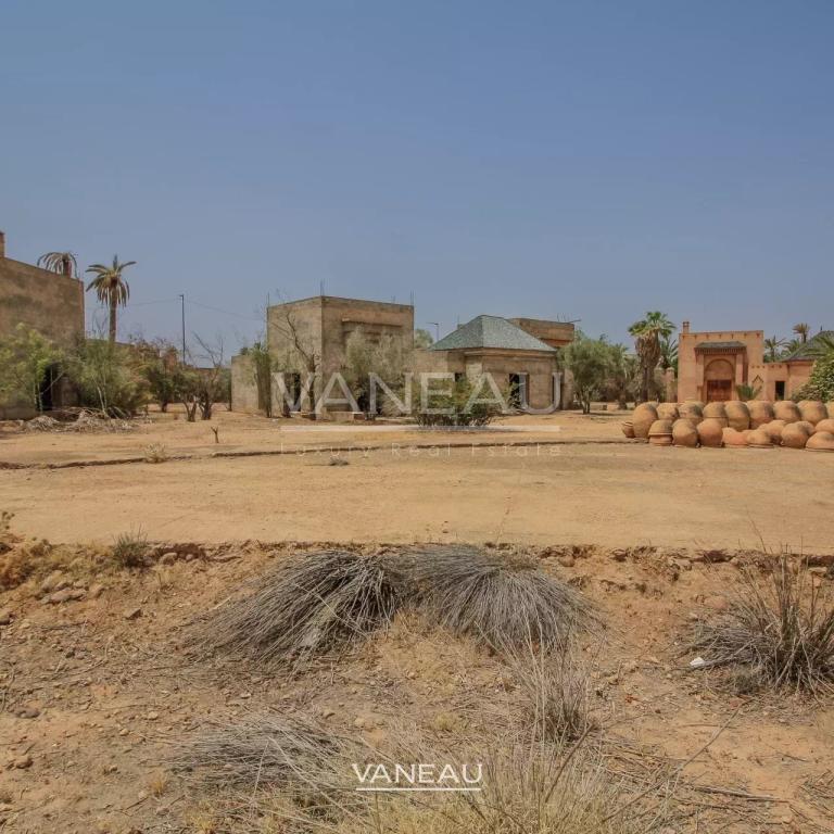 ***Terrain constructible Palmeraie***