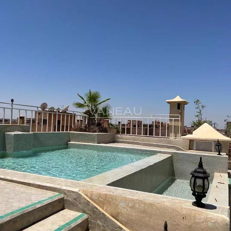 Magnifique penthouse avec un superbe rooftop