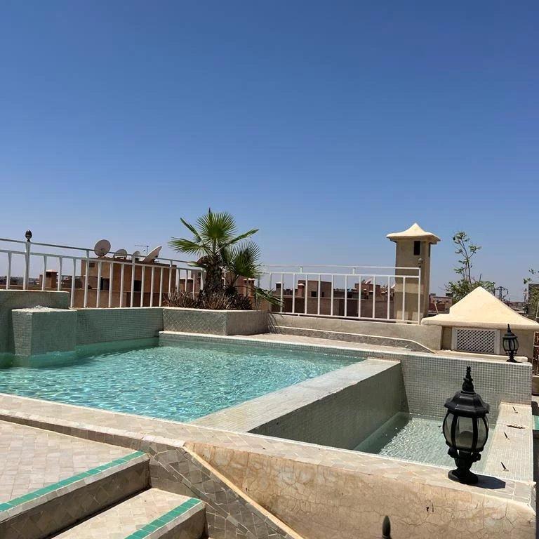 Magnifique penthouse avec un superbe rooftop