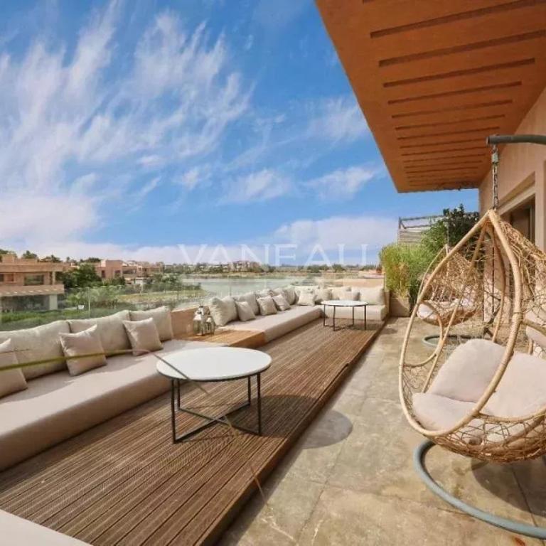Très bel appartement contemporain sur golf