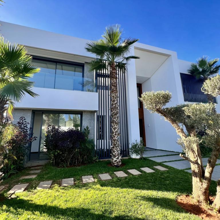 Superbe Villa Neuve à Vendre Rabat Souissy
