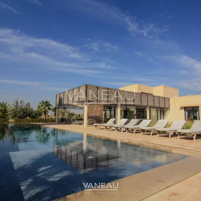 VENTE MAGNIFIQUE VILLA CONTEMPORAINE SUR GOLF