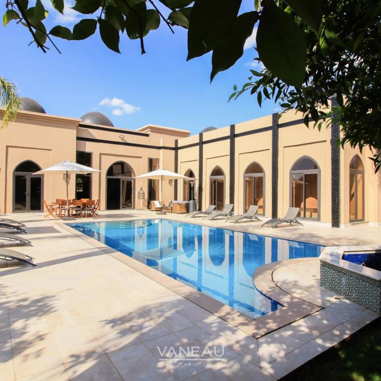 Magnifique Villa sur Golf de 8 chambres