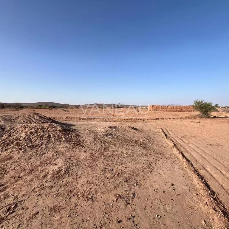 Vente Terrain titré Route de Fez 4 Hectares