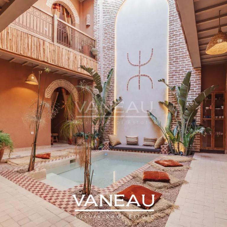Magnifique Riad rénové avec bassin à la Kasbah