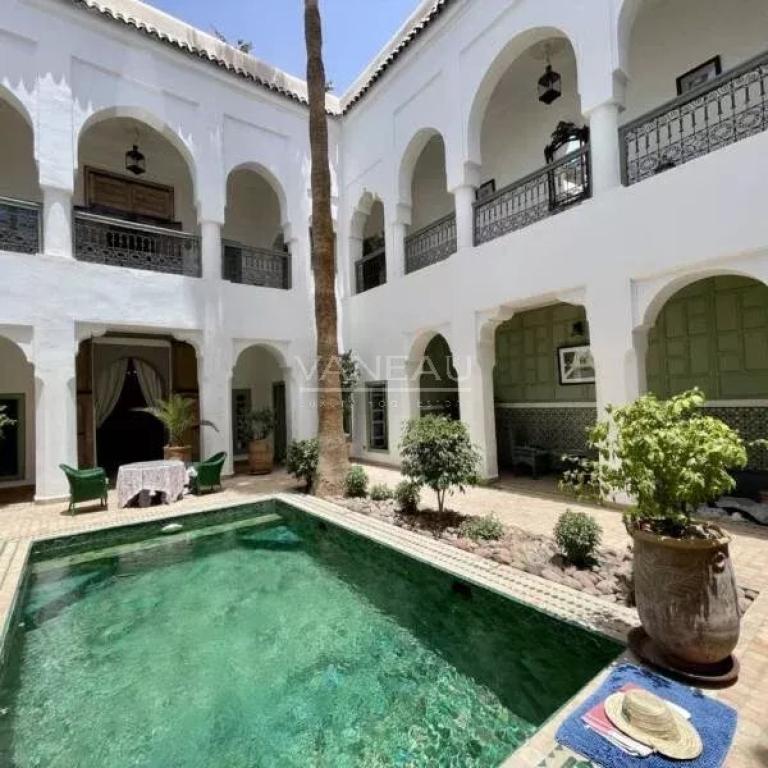 Riad d’exception – Grand patio avec piscine –