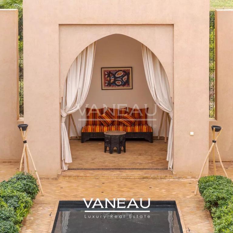 SUPERBE PALAIS MAISON D'HOTE SUR 1 HECTARE