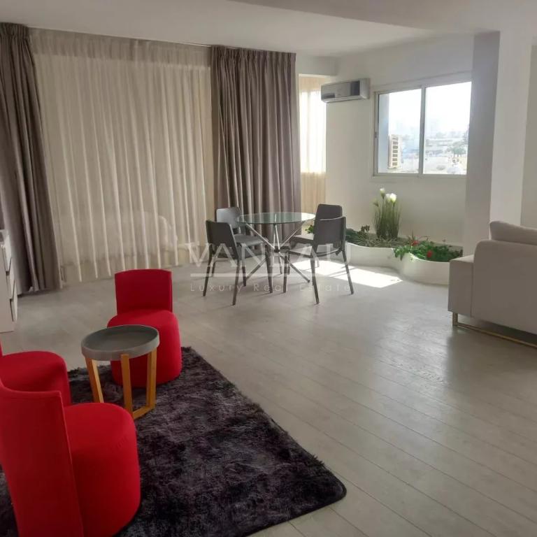 Loft de 110m2 meublé avec vue dégagée