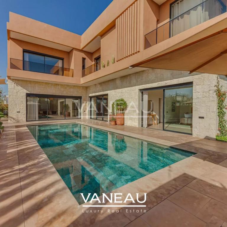 Superbe Villa sur Golf à 10 min du centre ville de Marrakech