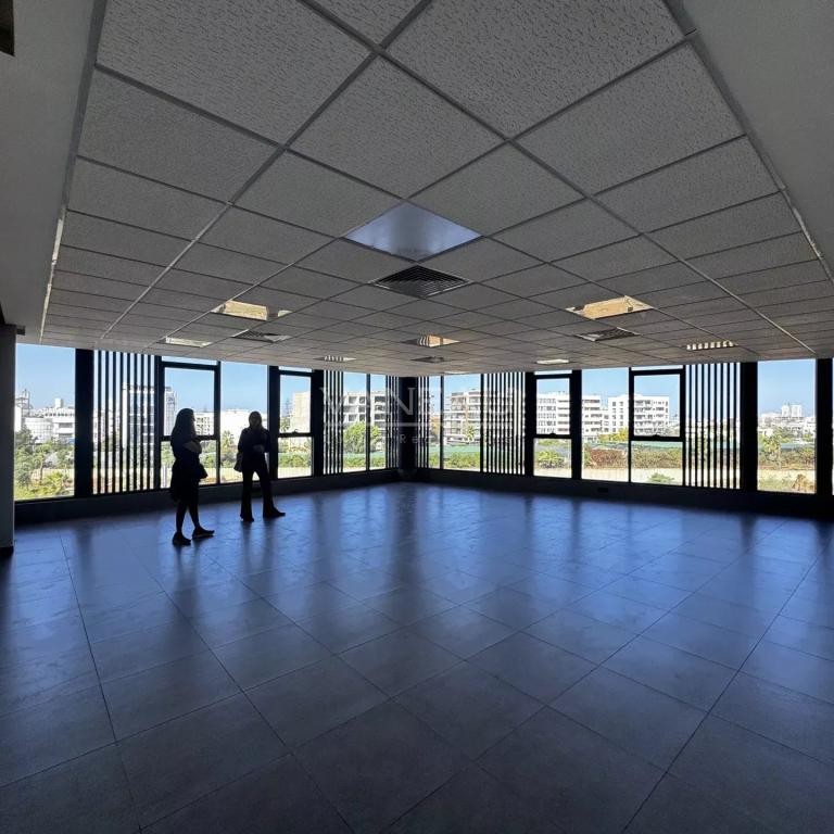 bureau de 90m2 de haut standing à louer