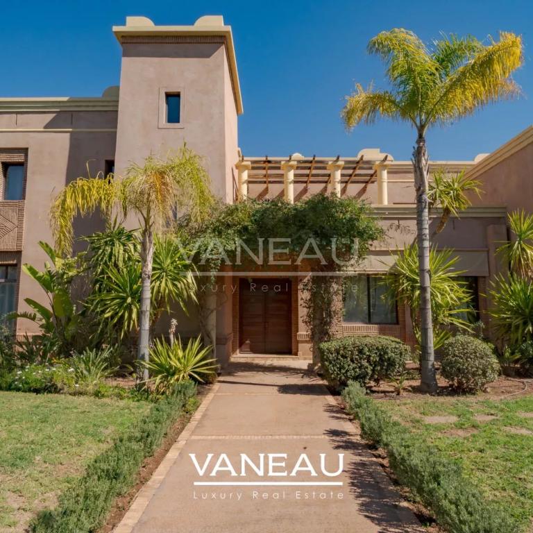Belle villa en première ligne de golf