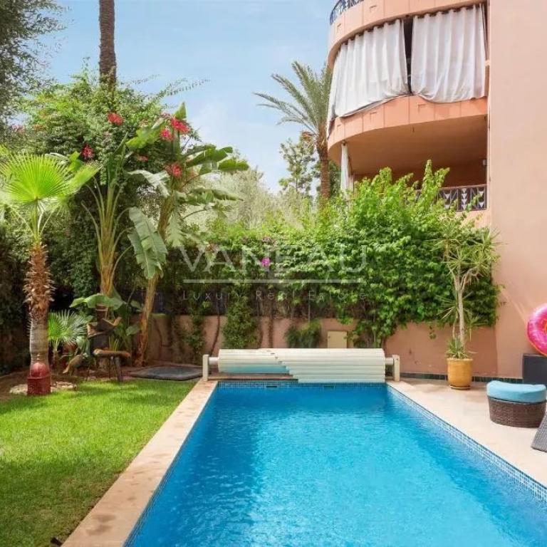 ***Duplex avec piscine privée au coeur de l'Hivernage***