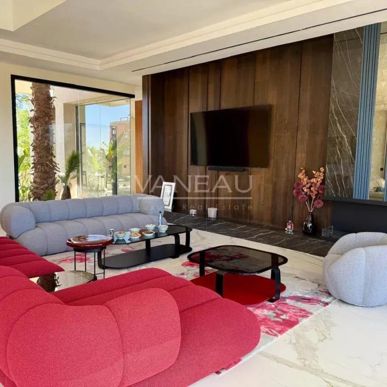 Villa au coeur d'un prestigieux golf