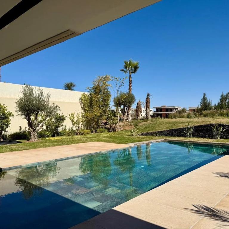 Villa au coeur d'un prestigieux golf