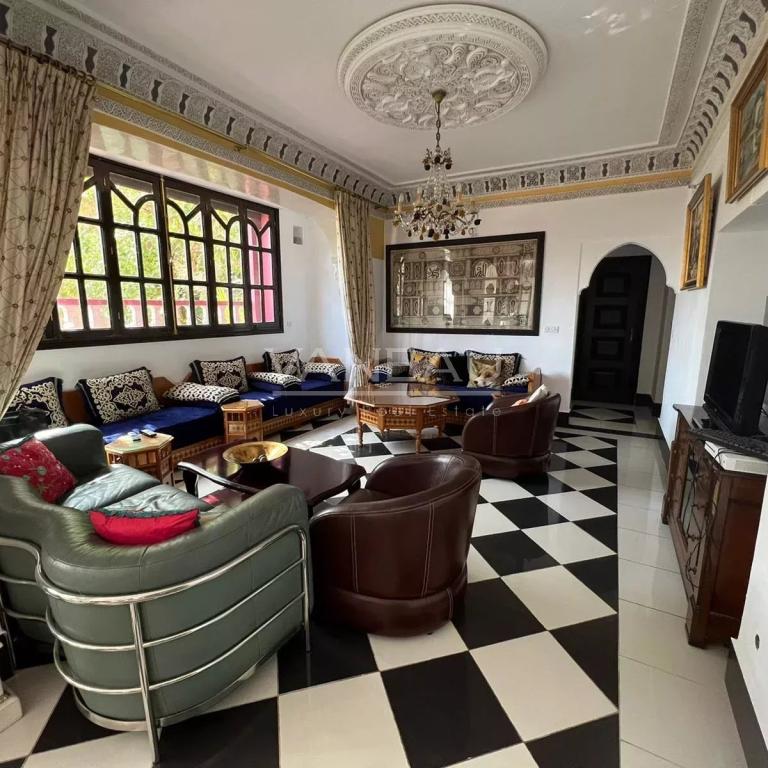 Rare grande et belle villa en plein centre Marrakech
