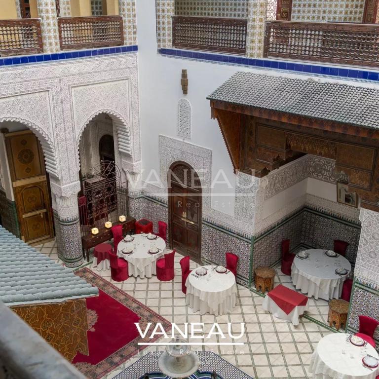 Riad Historique à Vendre - 770 m² au Sol