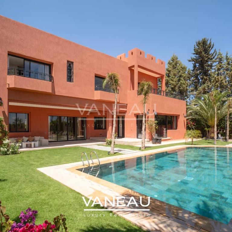 Villa d'architecte à vendre sur Golf