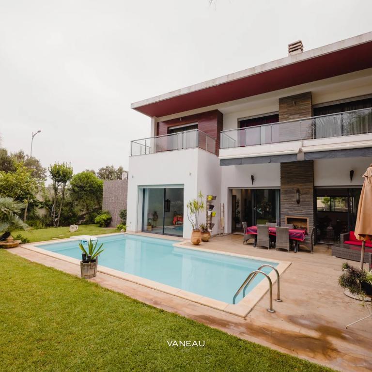 Villa de 650 m² à vendre sur Bouskoura - Maroc