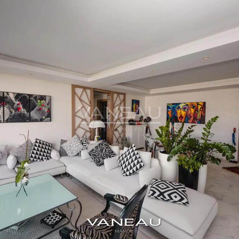 Appartement de 154 m² à vendre à Dar Bouazza, Maroc